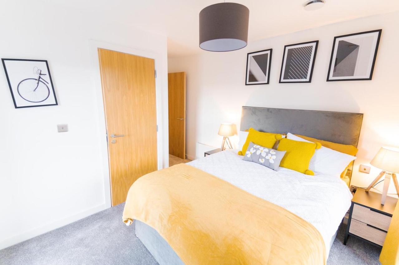 Exquisite Cosy 2-Bed Apartment In Salford Manchester Kültér fotó