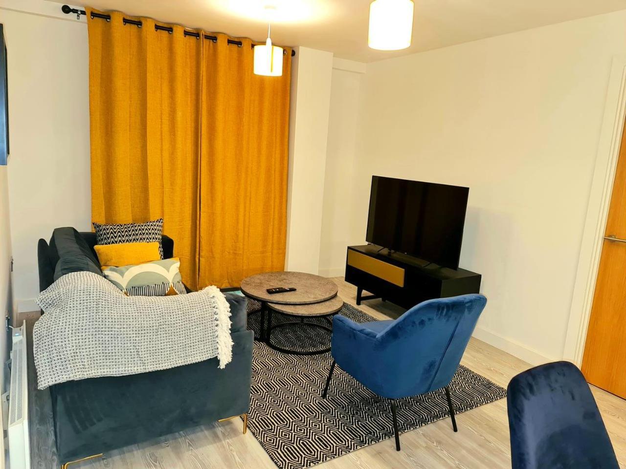 Exquisite Cosy 2-Bed Apartment In Salford Manchester Kültér fotó